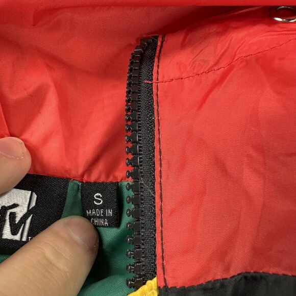 MTV Music Television Jacket Mens Small Multicolor Hooded Windbreaker 2020 - Picture 7 of 12